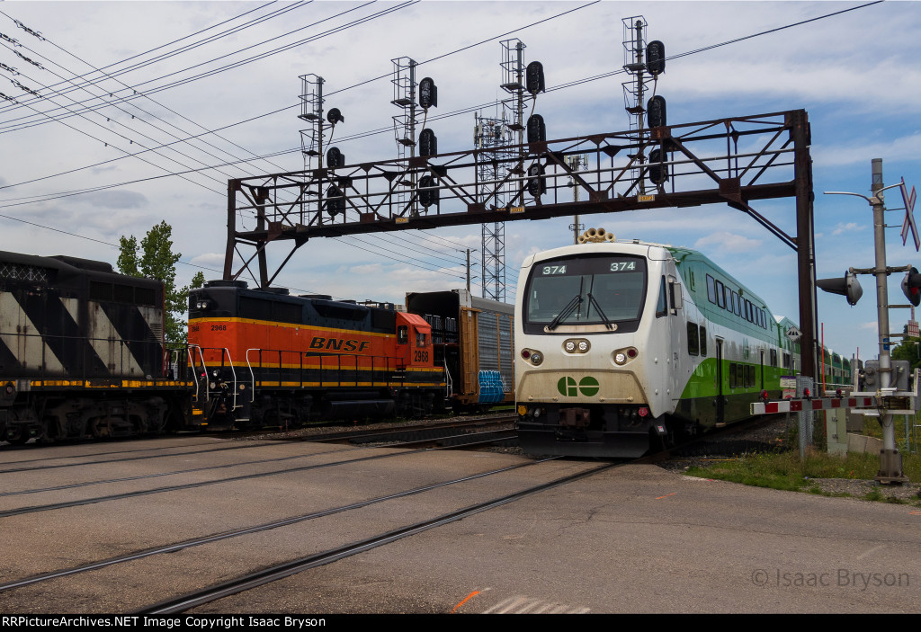 GOT 374 and BNSF 2968